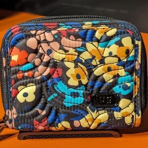 Lug Splits Compact RFID Wallet - Wildflower Black, NWOT ✨DISCONTINUED!✨